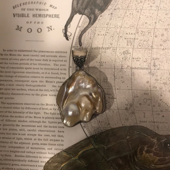 Mother of Pearl Set In Sterling Silver #2 - Picture 3 of 4